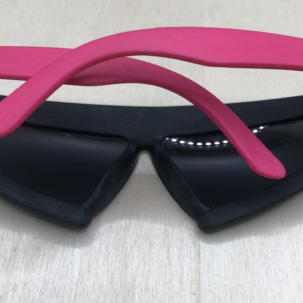 Vintage 1989 Pizza Hut Back To The Future Black & Hot Pink Promo Sunglasses - Picture 4 of 8